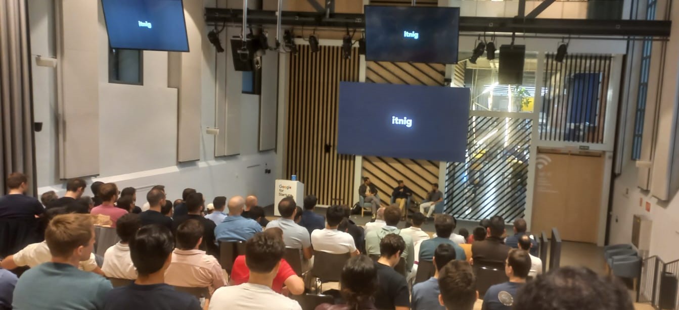 Pedro López  Sáez, presente en la tertulia ofrecida por ITNIG